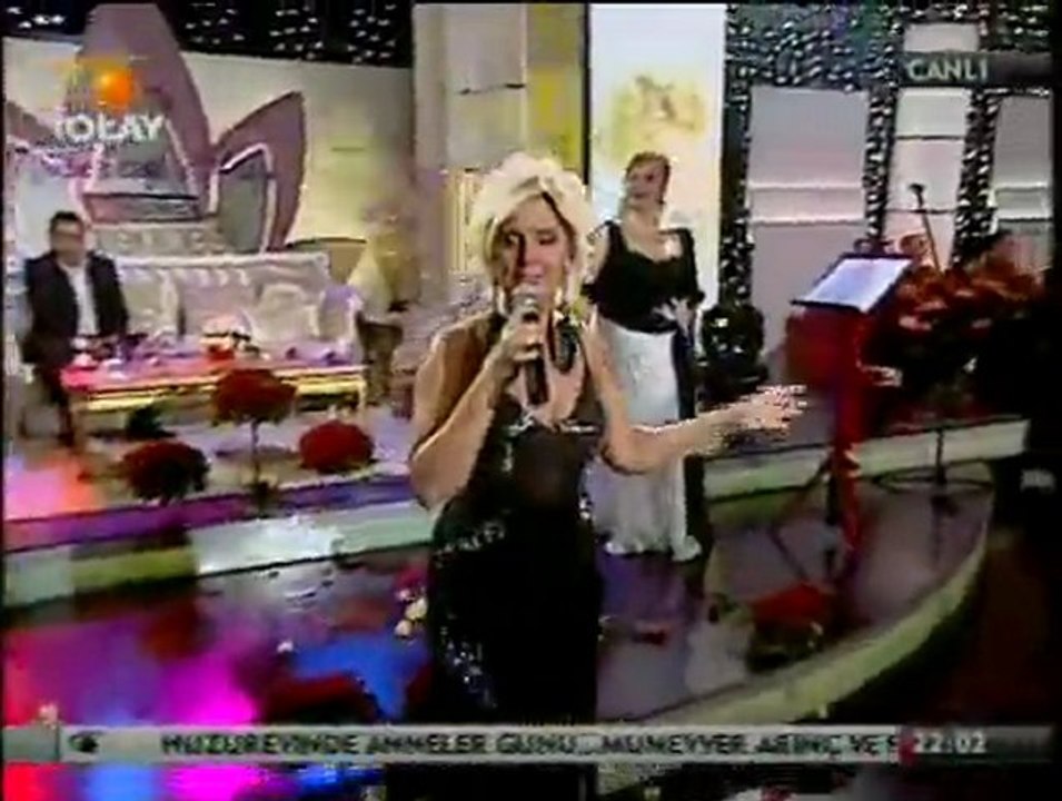 Ayşe İnak Ekiz-Oyun Bitti