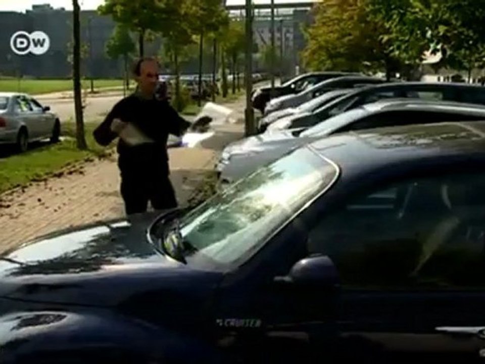 Slim and Cheap - Organic Solar Cells | Tomorrow Today