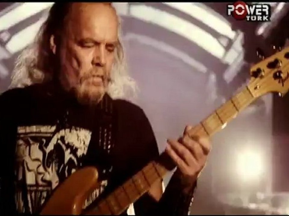 Kurtalan Ekspres & Hayko Cepkin - Yeni Bir Gün