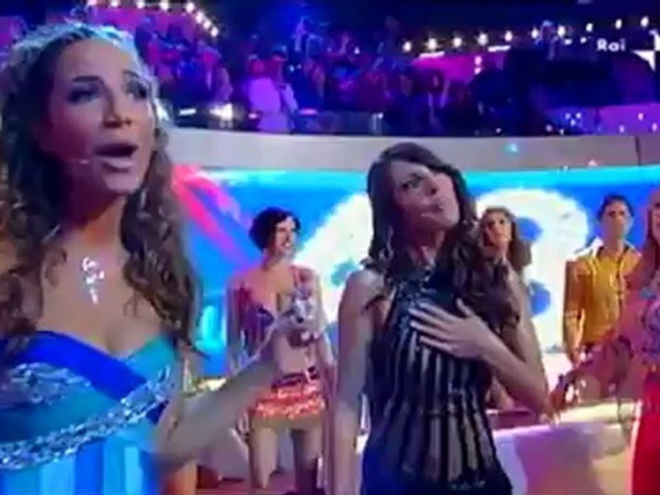 Gigliola Cinquetti - Non ho l'età     Live   (color)