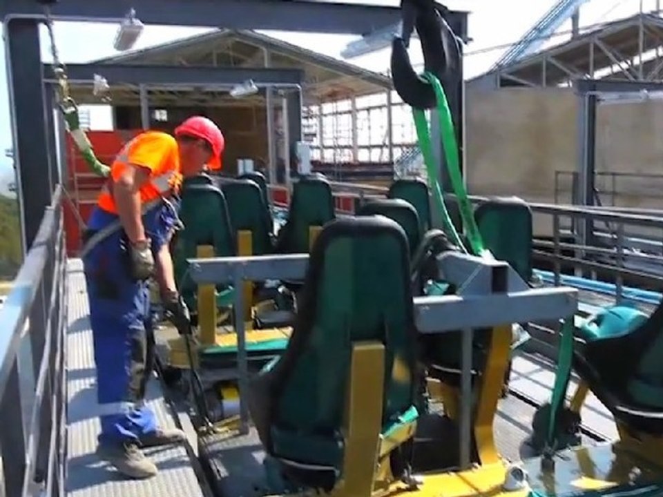 Une rétrospective du montage de Shambhala à PortAventura