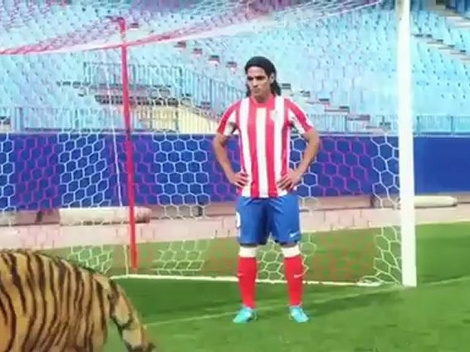Falcao - El Tigre me tigrin në stadium