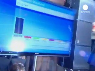 Après une lourde défaite aux régionales, Angela...