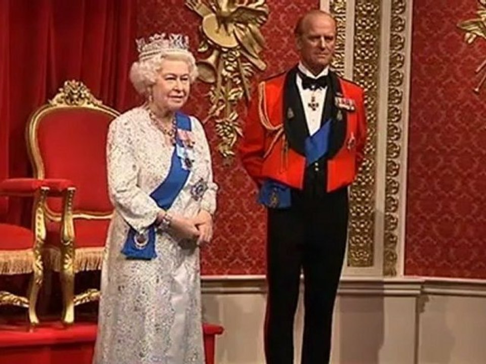 New Wax Figure of the Queen Unveiled at Madame Turssauds for Diamond Jubilee