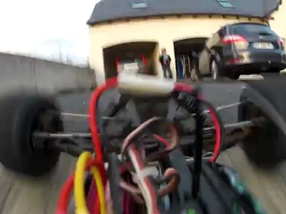 Caméra embarquée sur un buggy RC - GoPro HD Hero2