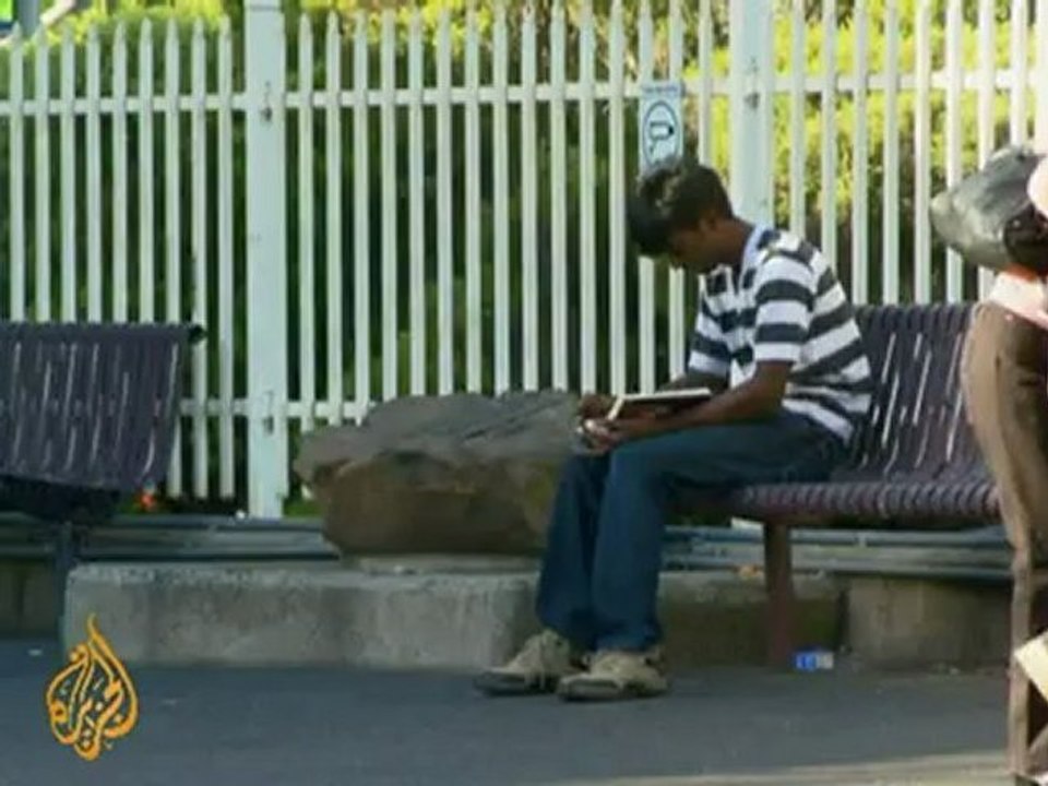 Australia changes migrant rules