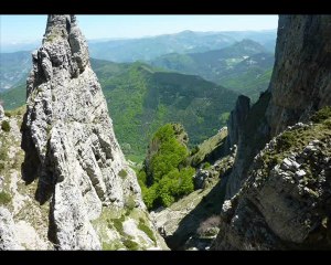 Passage de Picourère et  le Pas de la Siara en boucle (Massif de Saou)