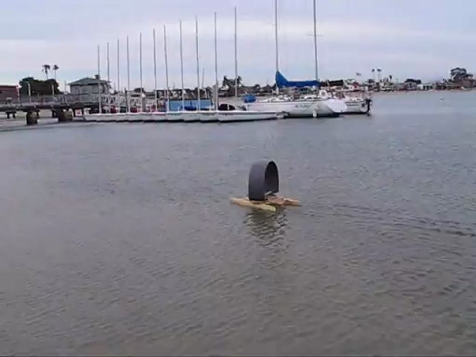 double wing reverse flow catamaran