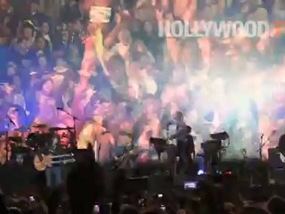 Bon Jovi Rocks New Jersey! - Hollywood.TV