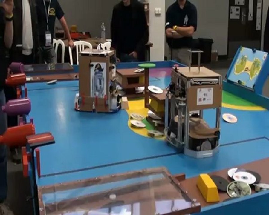 Arialix 2009 - Arialix 2010, un autre match amical à la coupe de france de robotique 2012