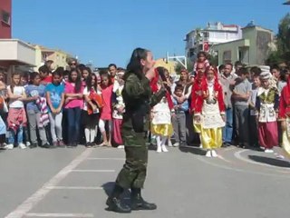 sümeyyenin 19 mayıs kutlamalarındaki gösterisi