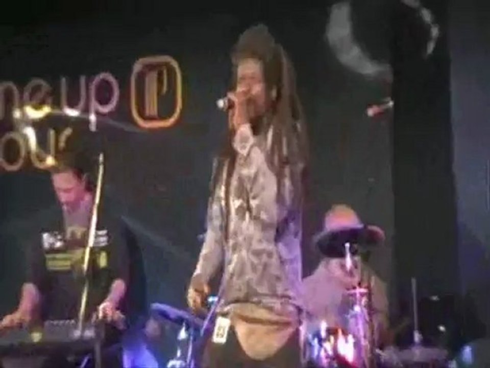 Twadision & lion spirit band    demi finale zicmeup tour2012