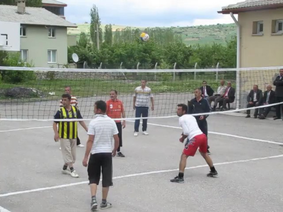 Yali spor Kaymakamlık spor  voleybol maçı