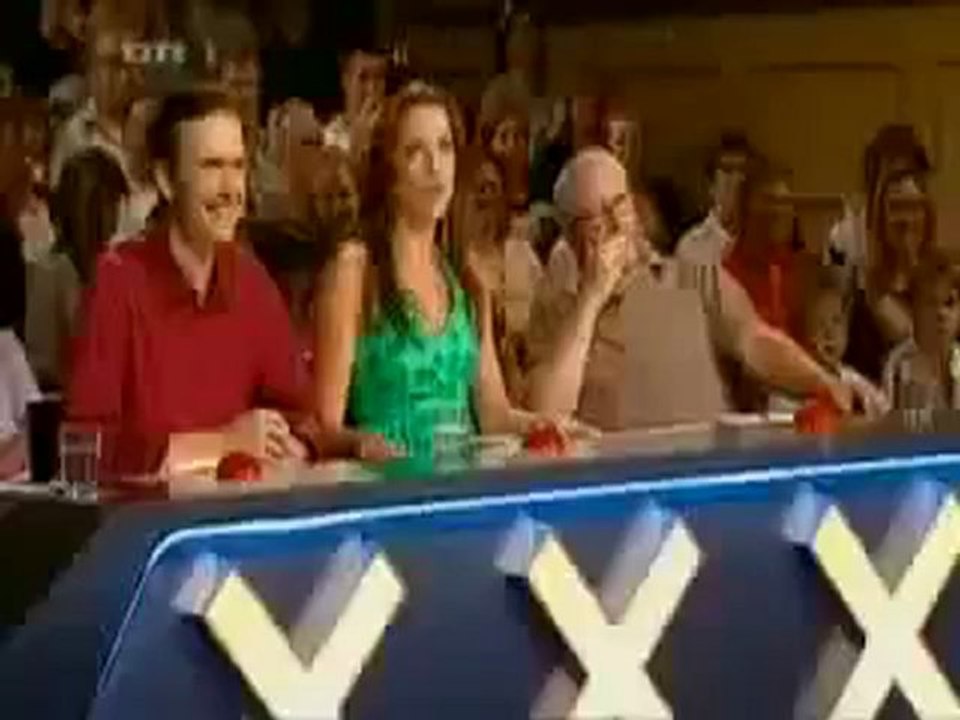 Harika Robot Dansı (Yetek Yarışması) - Zapkolik Video