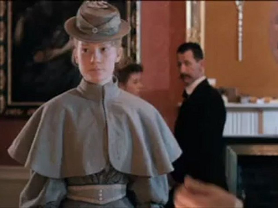 'Albert Nobbs' Trailer