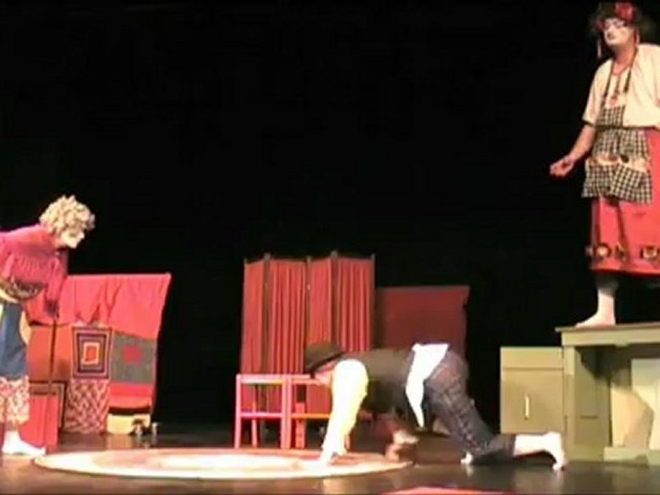 Extrait vidéo 2 "LA DEMANDE EN MARIAGE" FesthéaPaca 2012