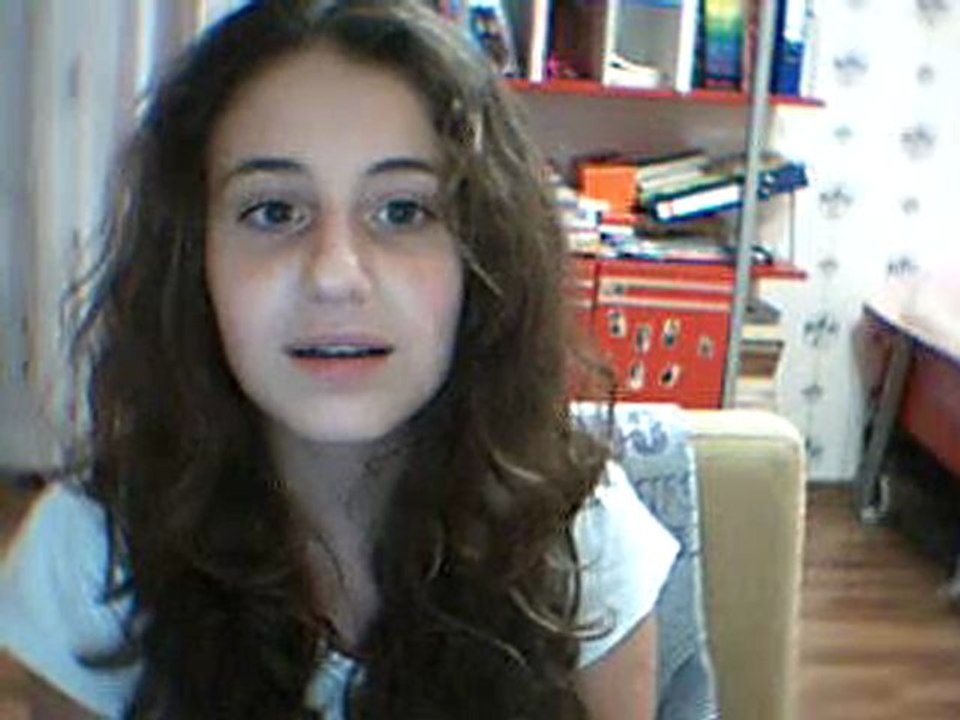 ONE DIRECTION'U ÇOK SEVİYORUM.