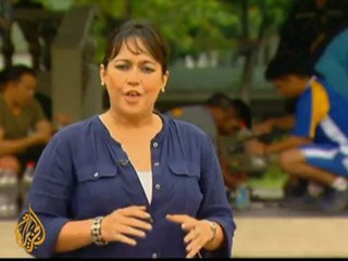 Solar bottle-bulbs bring light to Filipinos