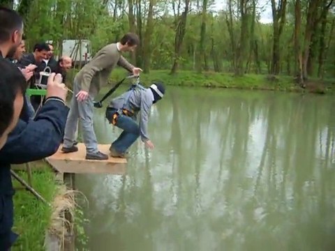 Blague du faux saut à l'élastique