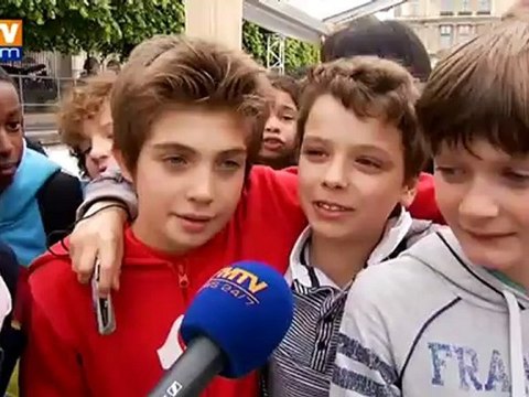 François Hollande sur les lieux symboliques de la République