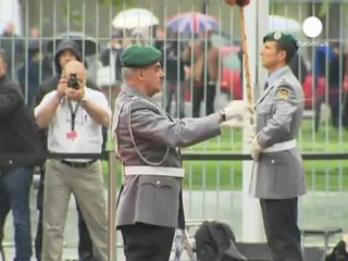 Hollande y Merkel sientan en Berlín las nuevas bases...
