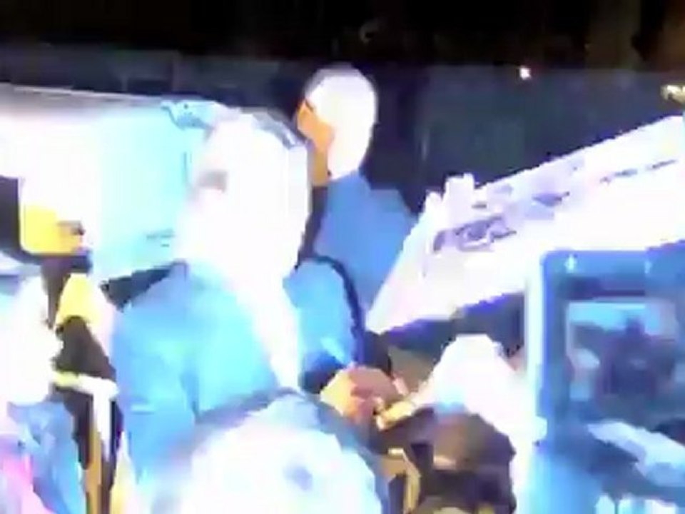 Jolie Buys Pitt $1.5 Million Helicopter