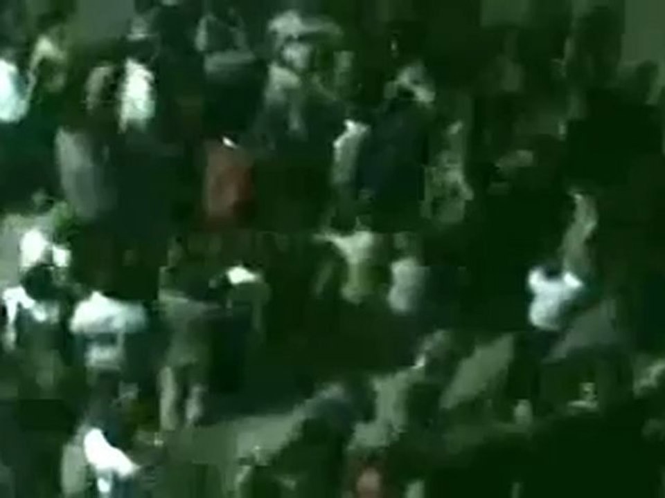 Syria فري برس  حمص بشار ولاك ما بدمياك حمص ديربعلبة مسائية 15 5 2012 Homs