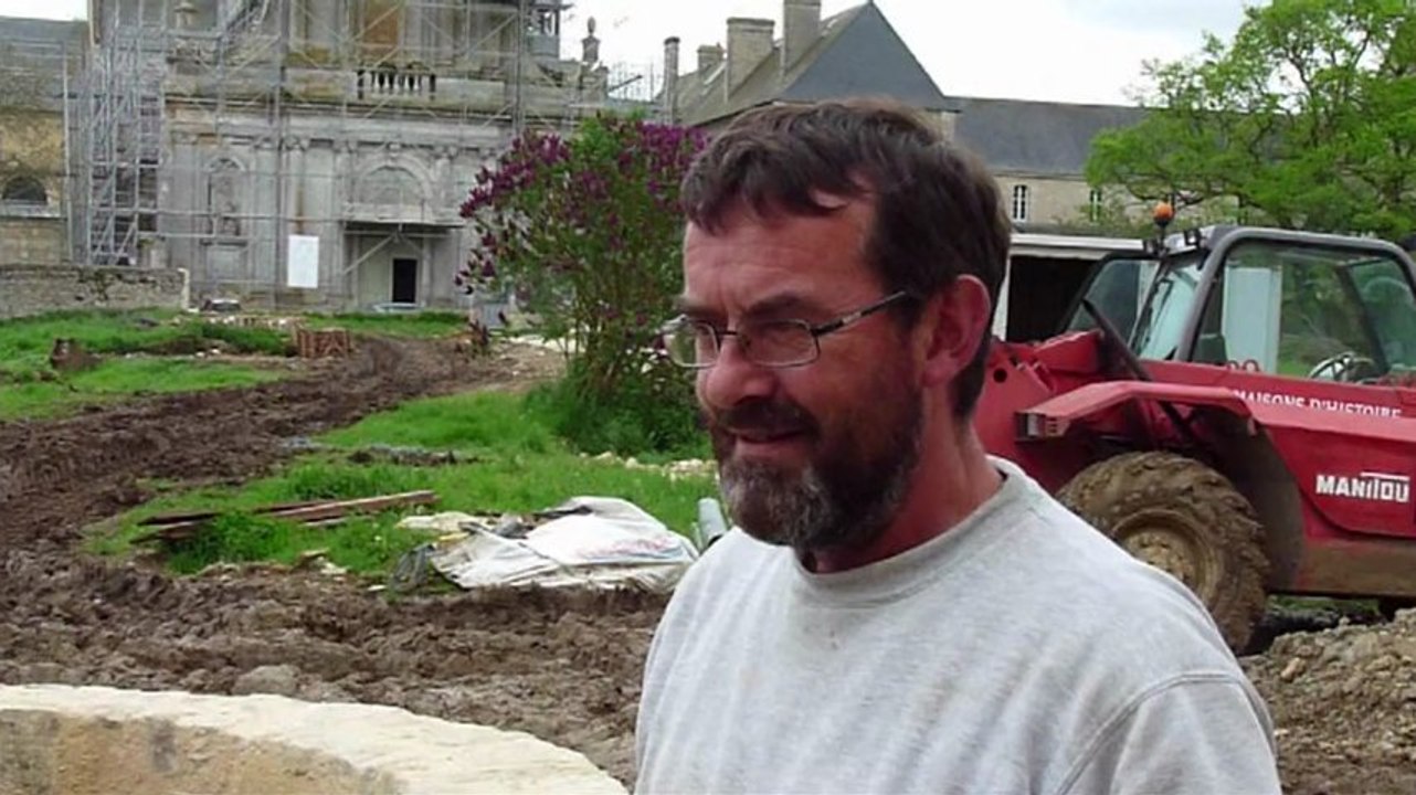 Juaye Mondaye: tailleur de pierres