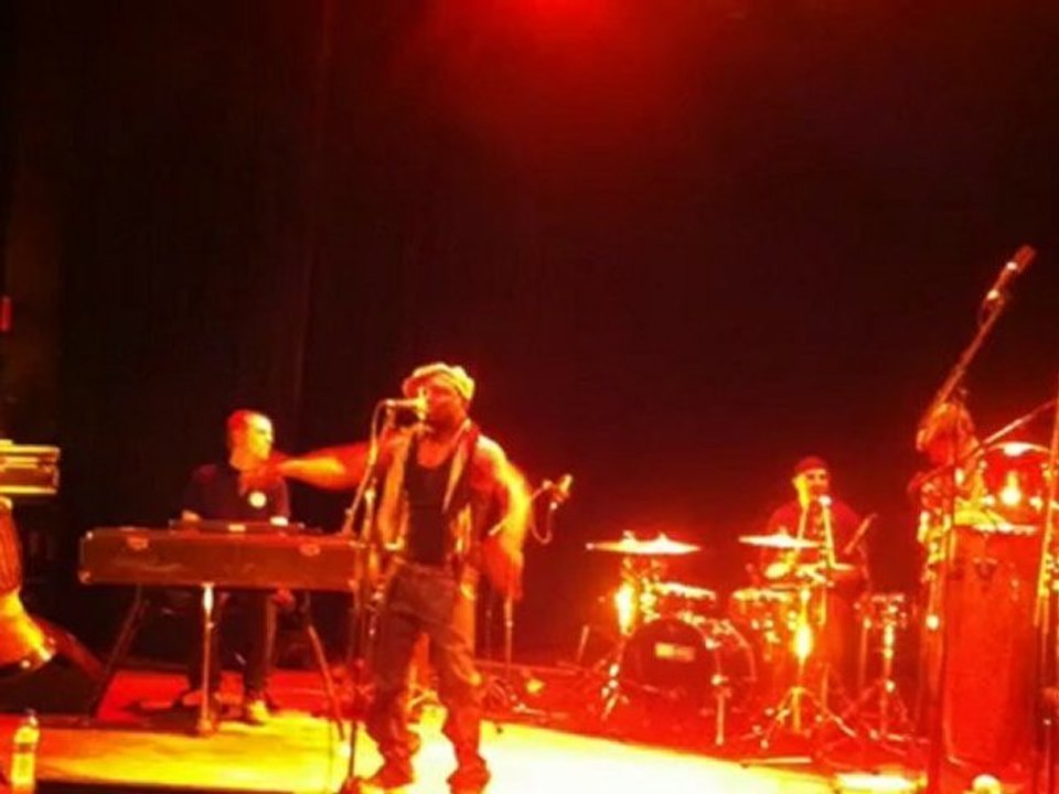 FREDY MASSAMBA INVITE PITCHO WITH THE PHAT JAZZ TRIO (REHEARSAL)