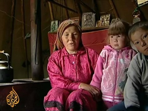 Search for oil threatens Arctic way of life - 14 May 09