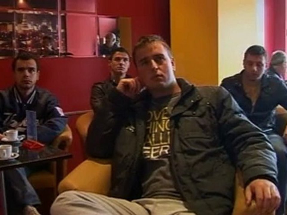Bosnians react as Mladic goes on trial