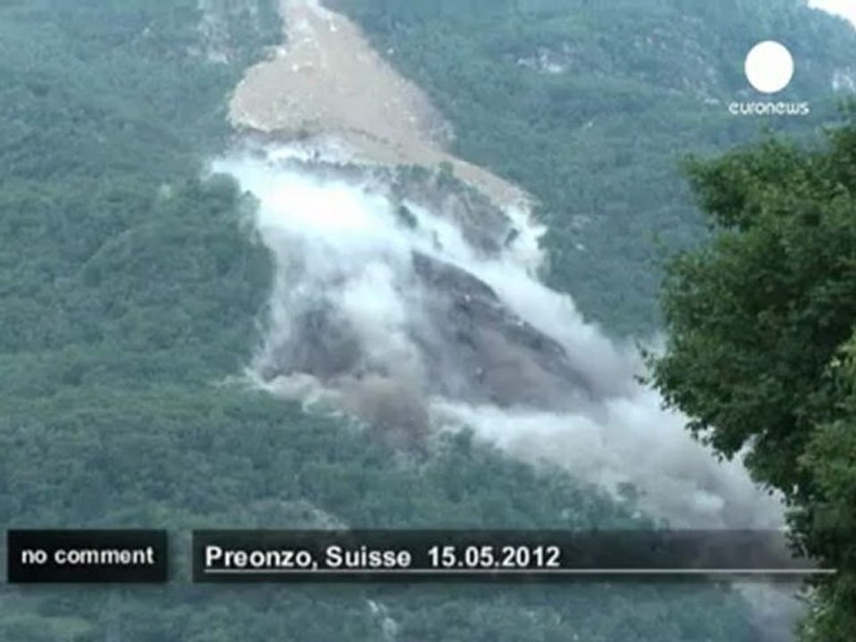 Huge landslide in southern Switzerland - no comment