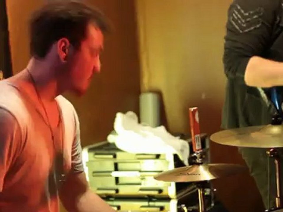 Extrait 2 " The Sunpilots " au Roger's Café le 15/05/2012