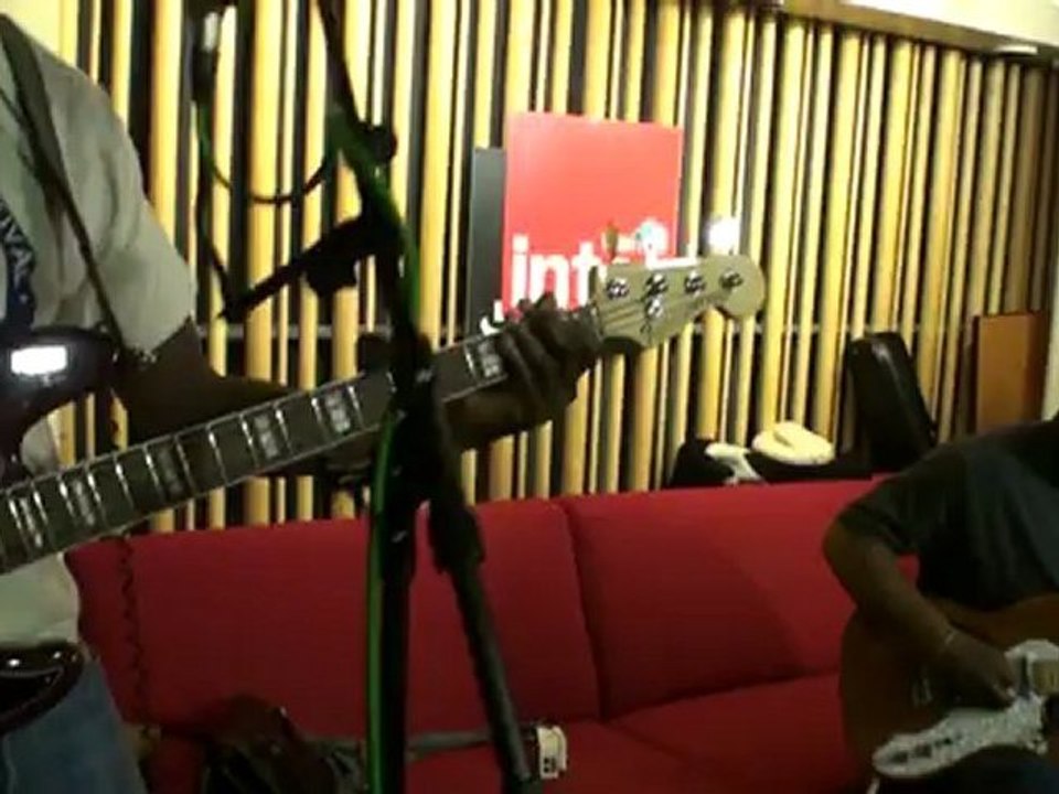 Bibi TANGA and the selenites "My heart is jumping" live pour OUVERT LA NUIT