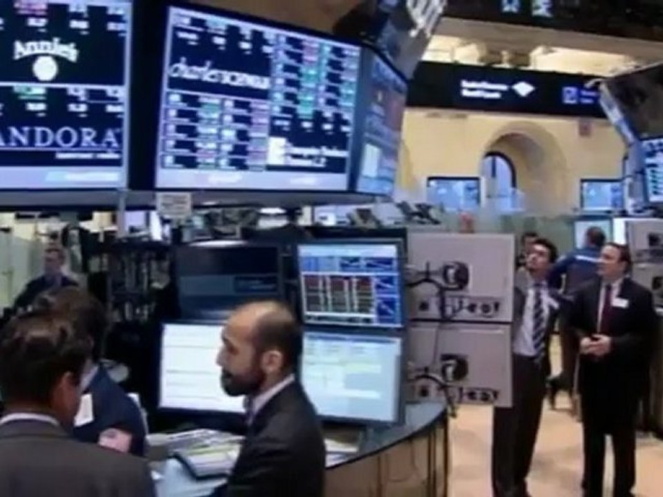 DJIA: Wall Street Ends Down on Eurozone Concerns