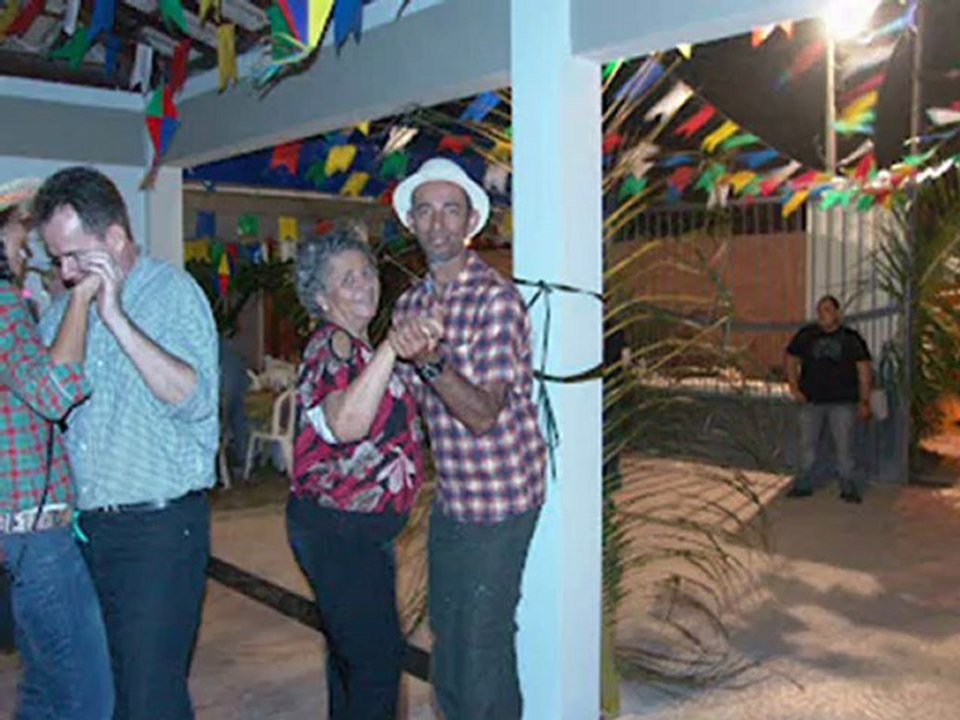 Feira de Mangaio - Eu Mesmo [Banda Farofa com Queijo Ralado]