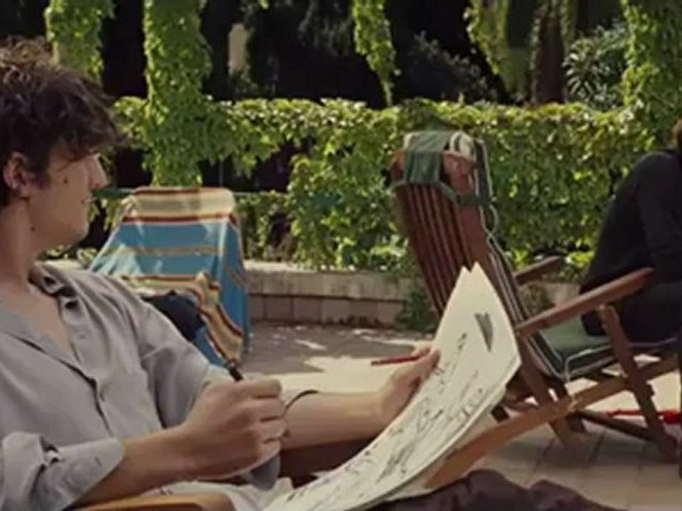 Yakıcı Bir Yaz Film Fragmanı http://www.diziizletelim.com