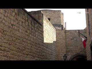 Descargar video: Napoli - Lo splendore leggendario di Castel dell'Ovo