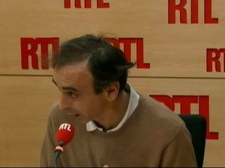 Eric Zemmour : "Ayrault à Matignon : tiens, ça me dit quelque chose !"