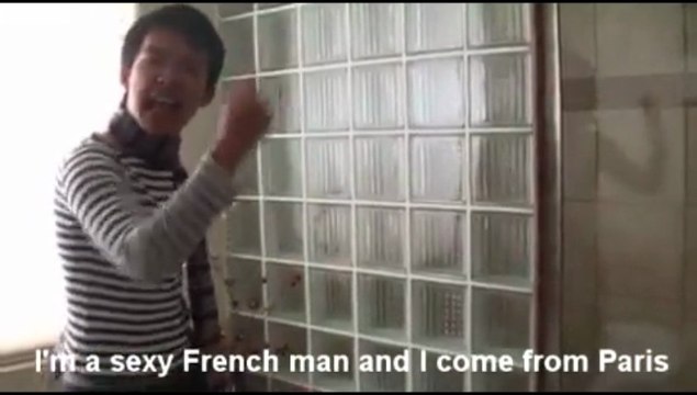 Une chanson de Rap avec 11 accents du monde