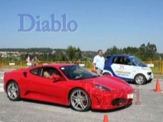Smart Diablo vs Ferrari