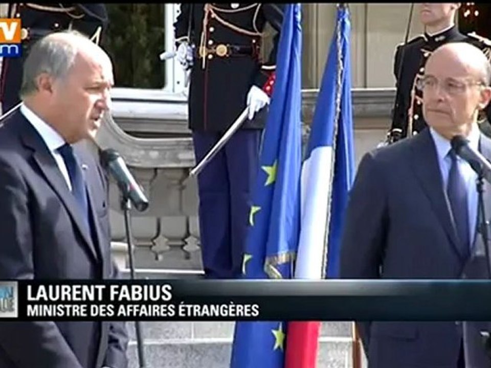Passation de pouvoirs entre Juppé et Fabius