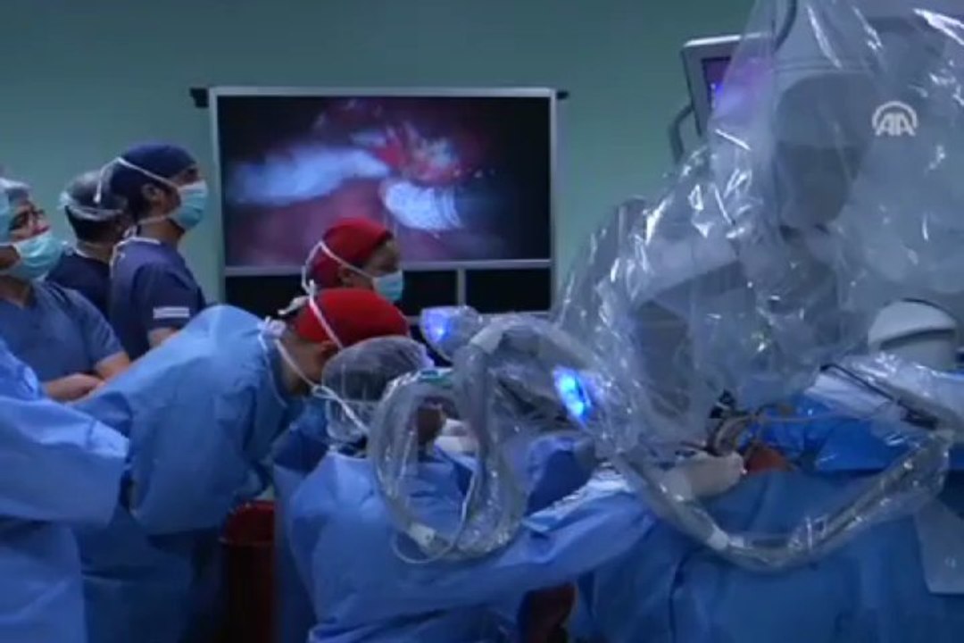 Anadolu Ajansı ameliyathanede