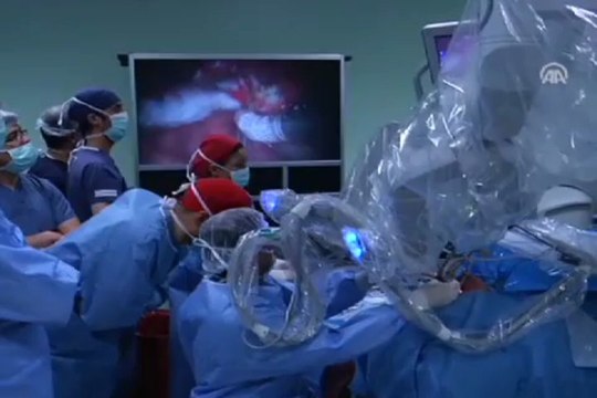 Anadolu Ajansı ameliyathanede