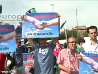 Extremeños reclaman su refinería en Madrid