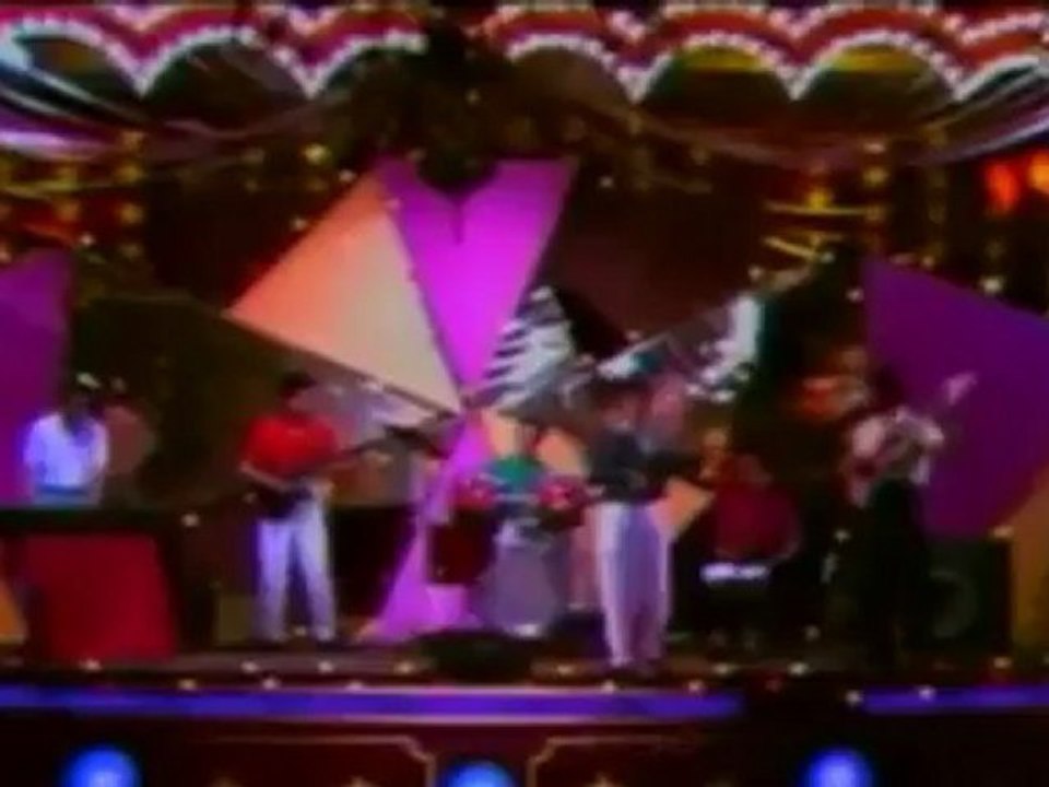 Rabah Asma - issumer issoumer (1989)  Vidéo Clip