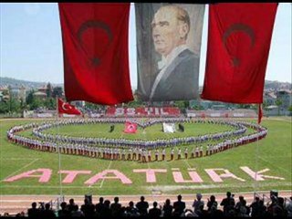 SELAHATTİN    ÖZDEMİR , DEN   CHP YE  ŞARKI