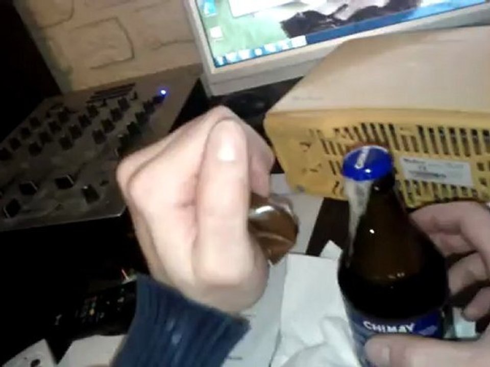 TEST n°29 - Peut-on décapsuler une canette avec une dosette de café ?