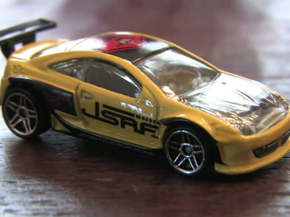 CGR Garage - JET SET RADIO FUTURE CUSTOM COUGAR Hot Wheels review