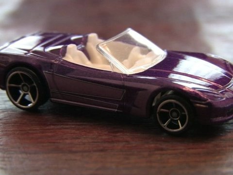 CORVETTE C6 CONVERTIBLE (purple) Hot Wheels review by CGR Garage